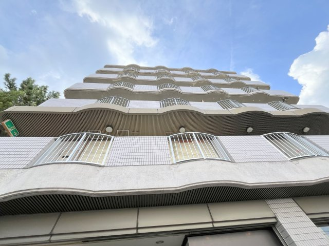 生駒市東松ケ丘の賃貸マンション