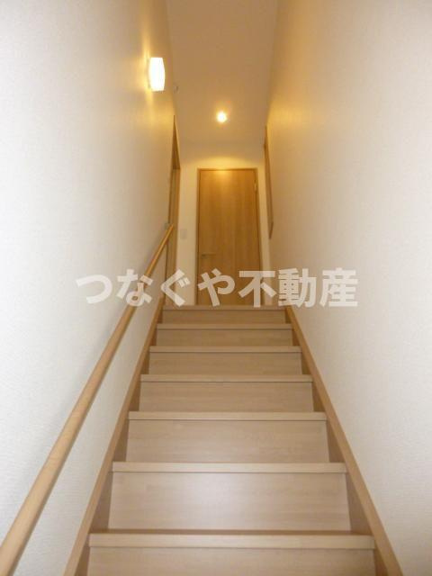 シャルールの玄関|シャルール