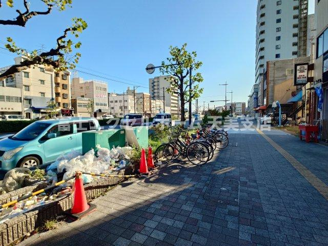  シャンクレール御陵前の周辺