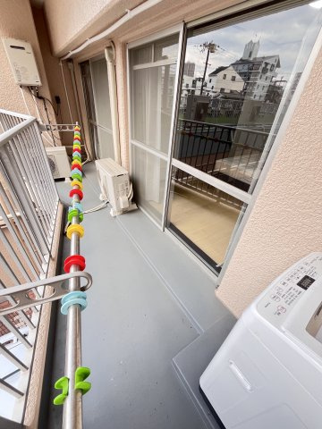 大阪市都島区中野町２丁目の賃貸マンションのバルコニー