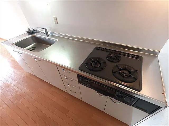 サカエハイツ六甲のキッチン