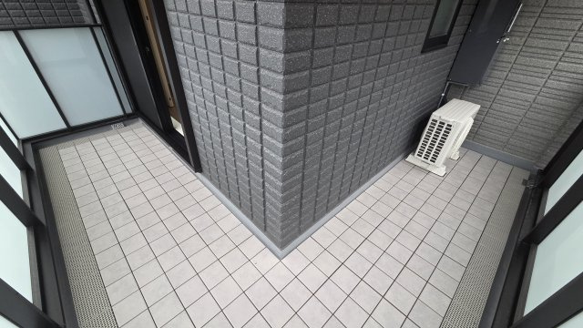 西宮市甲子園浦風町の賃貸マンションのバルコニー
