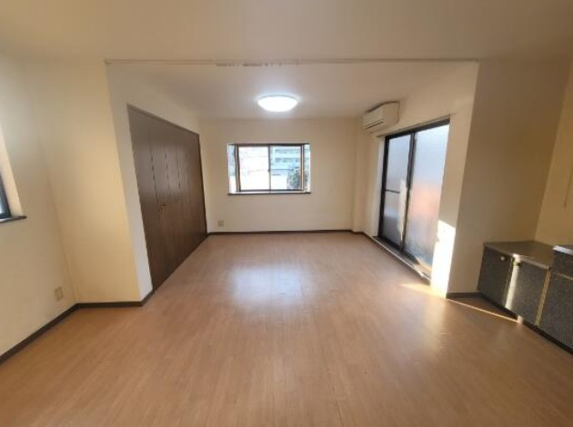 神戸市中央区吾妻通６丁目の賃貸マンションの居間・リビング