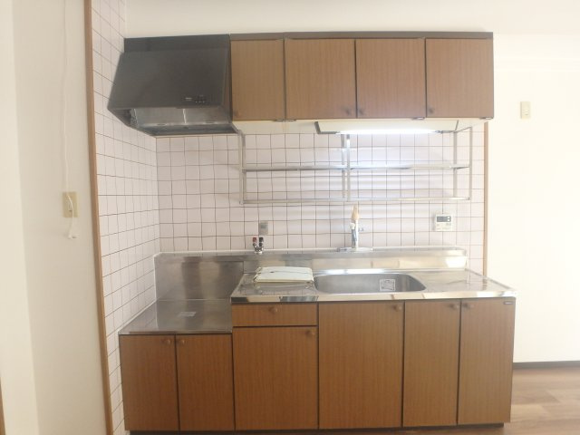 西宮市大森町の賃貸マンションのキッチン