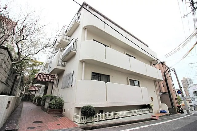 神戸市灘区八幡町３丁目の賃貸マンションの外観