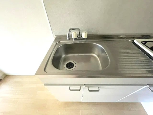 芦屋市大原町のアパートのキッチン
