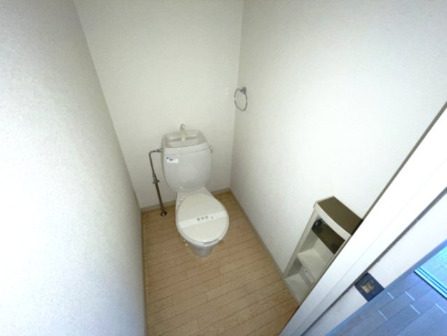 芦屋市大原町のアパートのトイレ