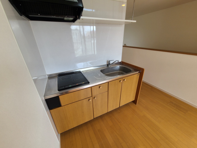 芦屋市親王塚町のアパートの居間・リビング