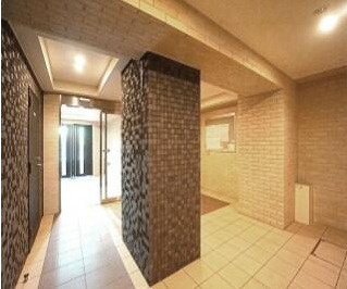 ライジングプレイス押上のロビー