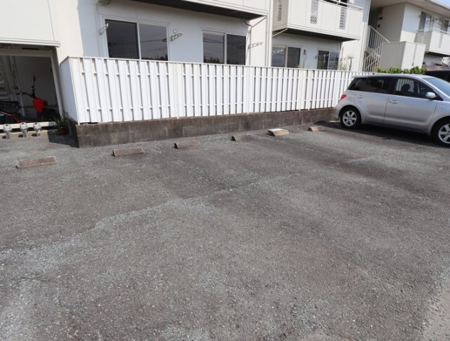 パークヒル　A棟の駐車場