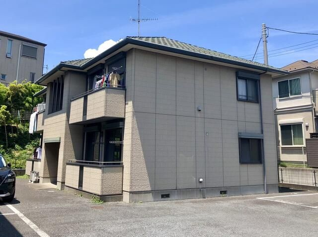 サーン山手住宅の外観