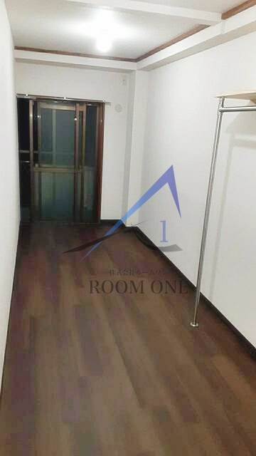 ＬＵＮＡの居間・リビング|洋室のお部屋です。
