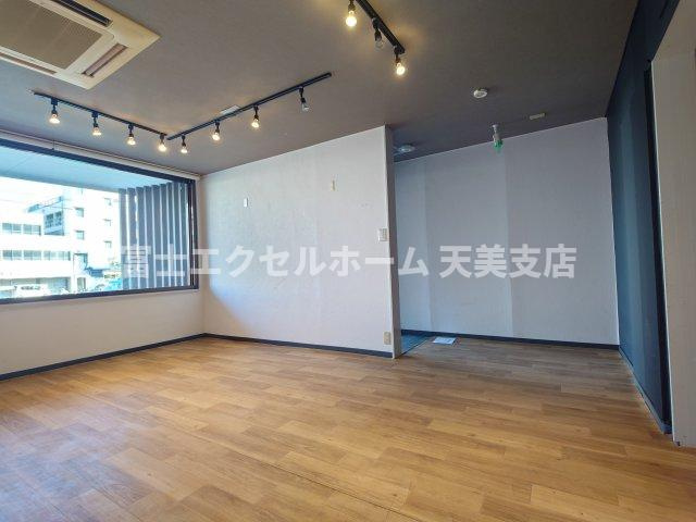  シャンクレール御陵前の居間・リビング