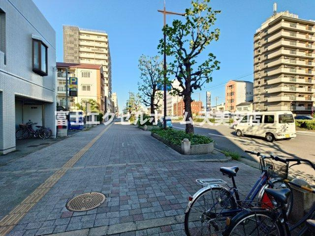  シャンクレール御陵前の駐車場