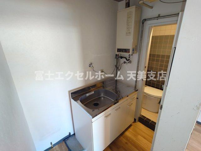  シャンクレール御陵前のキッチン