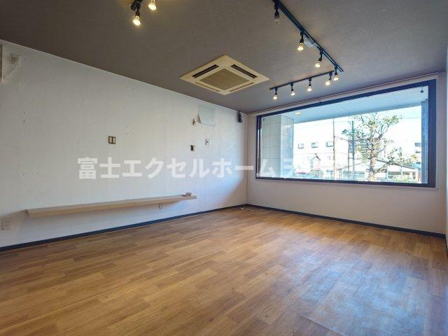  シャンクレール御陵前の居間・リビング