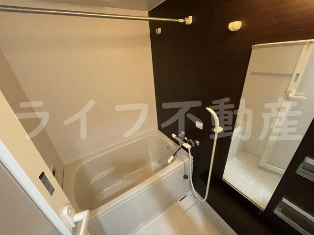 Y’z　Lucaoの浴室|コンパクトで使いやすいお風呂です