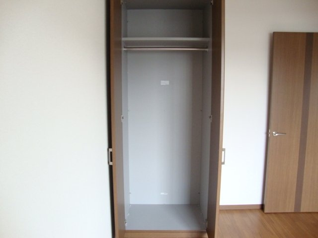 アムール弐番館の収納|※同タイプの部屋写真です