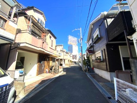 豊中市走井一丁目戸建の前面道路含む現地写真