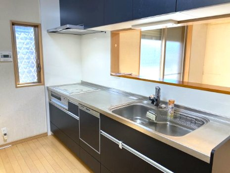 豊中市走井一丁目戸建のキッチン