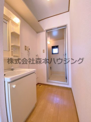 【洗面所】 | 　東口ハイツ | 使いやすい洗面所です