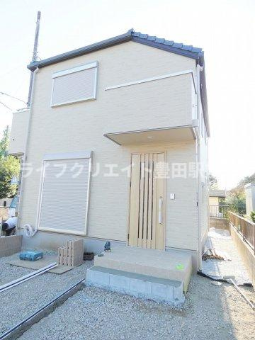 万願寺1丁目テラスハウスの外観