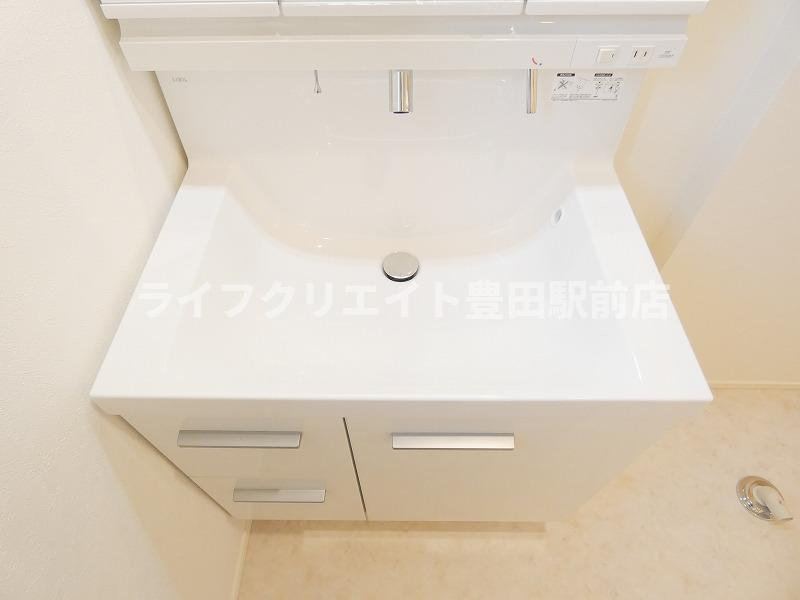 万願寺1丁目テラスハウスの洗面所