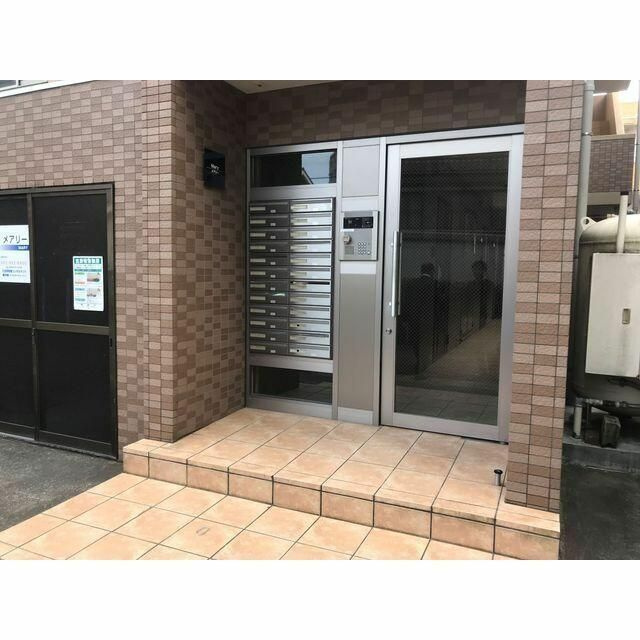 メアリーのエントランス