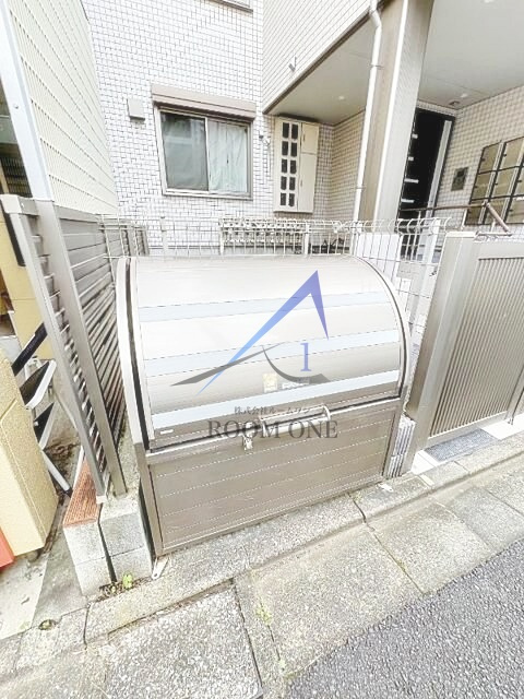 タウニードエルのその他共用部分|敷地内ごみ置き場です。