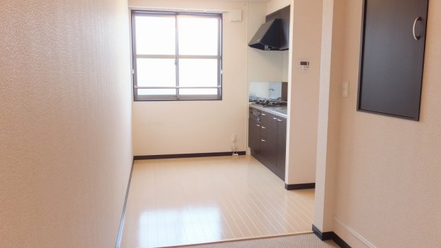 【居間・リビング】 | レオネクストメゾンエスポワール | 居間です