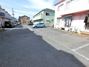 【駐車場】