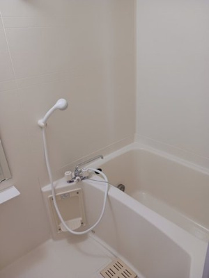 【浴室】 | フレーズ　メゾン　Ａ | コンパクトで使いやすいお風呂です