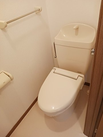 【トイレ】 | フレーズ　メゾン　Ａ | 落ち着いた色調のトイレです