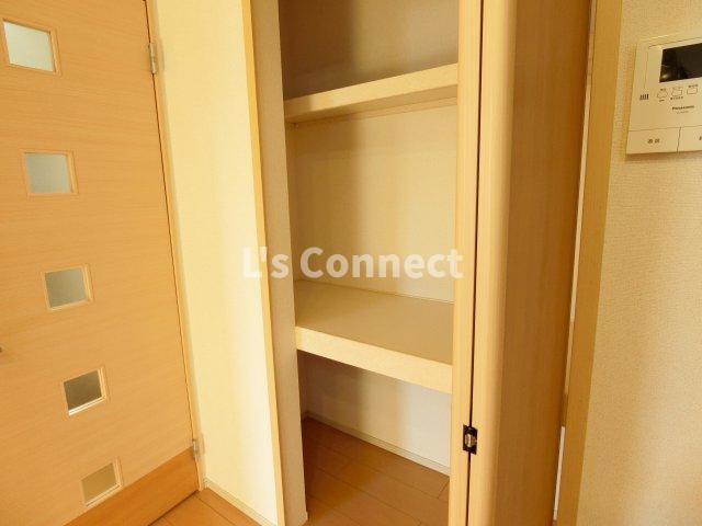 【設備】 | ルミエール館Ⅱ | ＬＤＫにも収納付き。