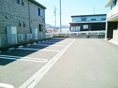 【駐車場】 | メープルランド
