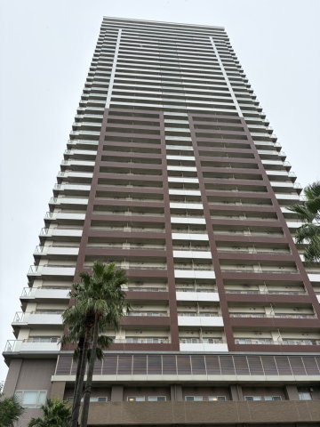 ロイヤルパークスタワー南千住の外観