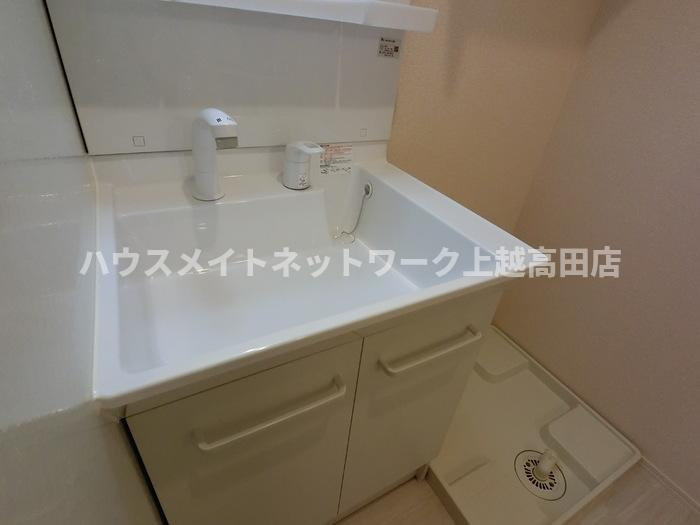 さくらガーデンⅡの独立洗面台|洗髪洗面化粧台