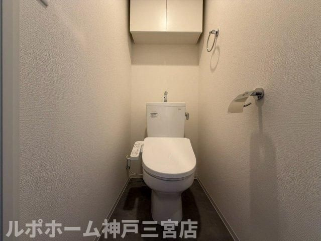 セレニテ西元町アリエのトイレ