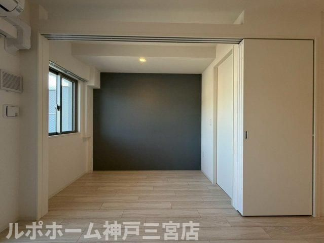 セレニテ西元町アリエの内装