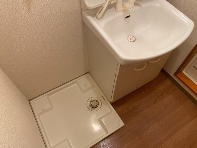 クレストールコートのその他|洗濯機置場