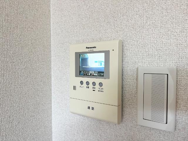 グランディールＵの内装|カメラ付インターホン