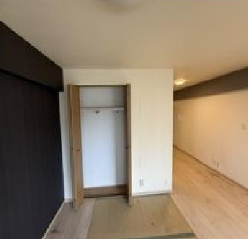 新大橋永谷マンションの収納|クロゼット（LD）