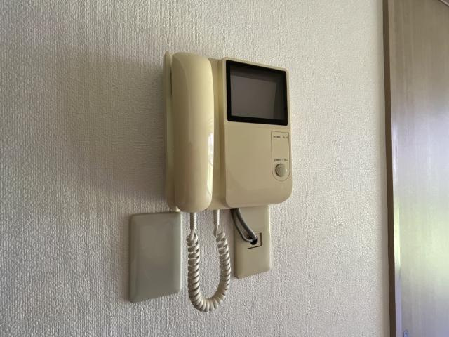 リヴィエールの内装|カメラ付インターホン