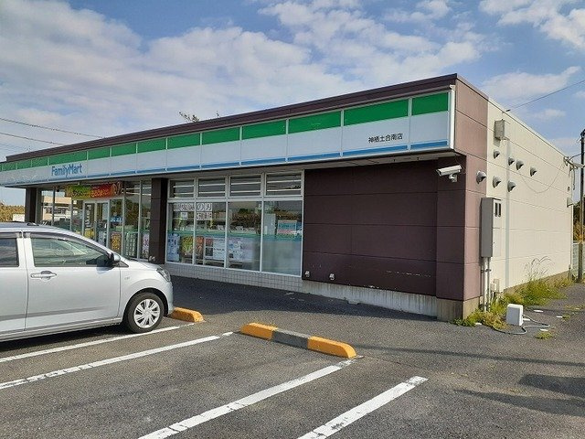 マウントリヴァⅧの周辺|ファミリーマートまで1300m
