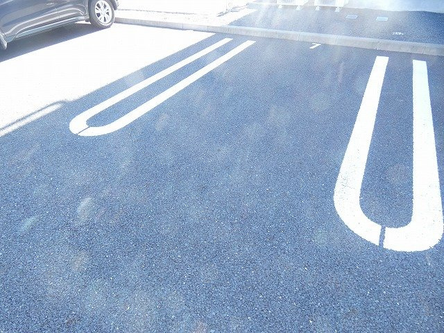 アルファードＡの駐車場|駐車場完備です
