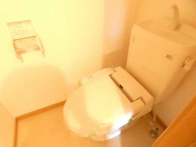 フォンテーヌⅧのトイレ|清潔感のあるトイレです