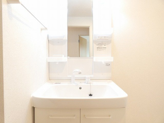 フォーシーズンⅣの洗面所|洗面所です