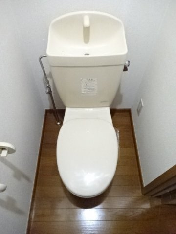 アン・プレーヌＢのトイレ|落ち着いた色調のトイレです