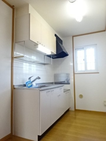 グレース　クレストⅡのキッチン|コンパクトなキッチンで掃除もラクラク