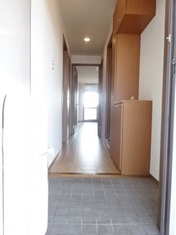 パルテールＢの玄関|落ち着いた玄関です